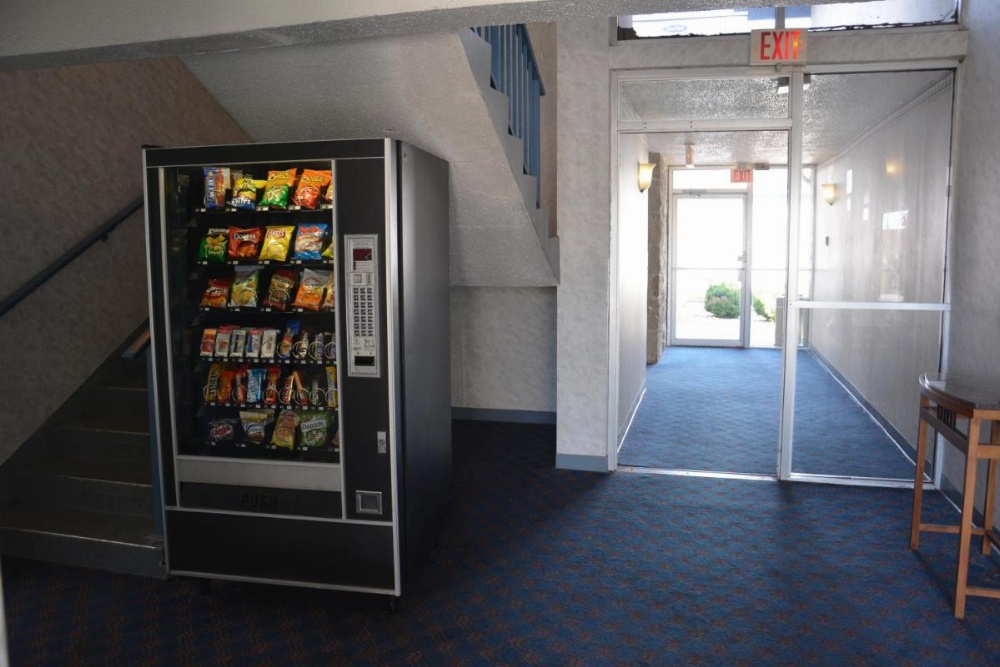 Travelodge by Wyndham Milwaukee Image 11