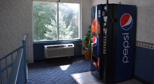 Travelodge by Wyndham Milwaukee image 13