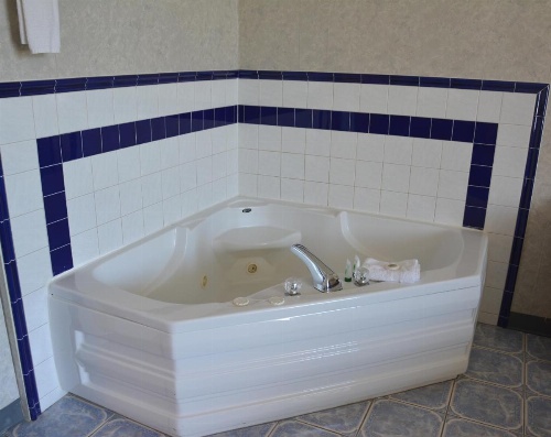 Travelodge by Wyndham Milwaukee image 15