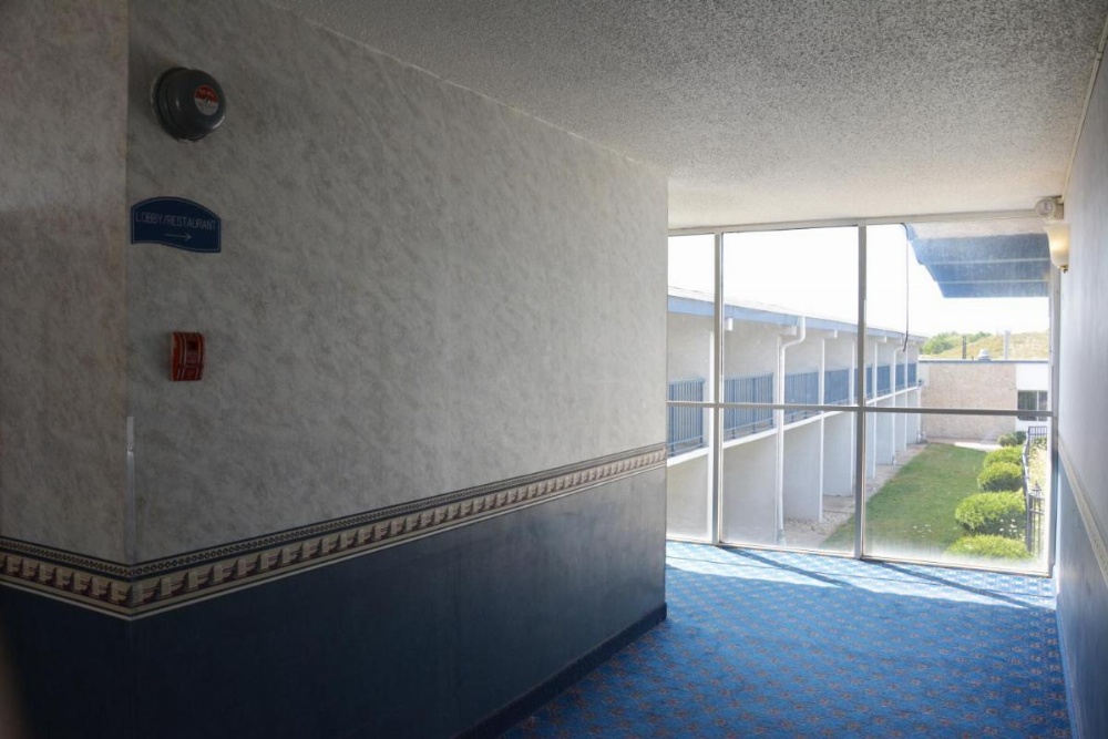 Travelodge by Wyndham Milwaukee Image 16