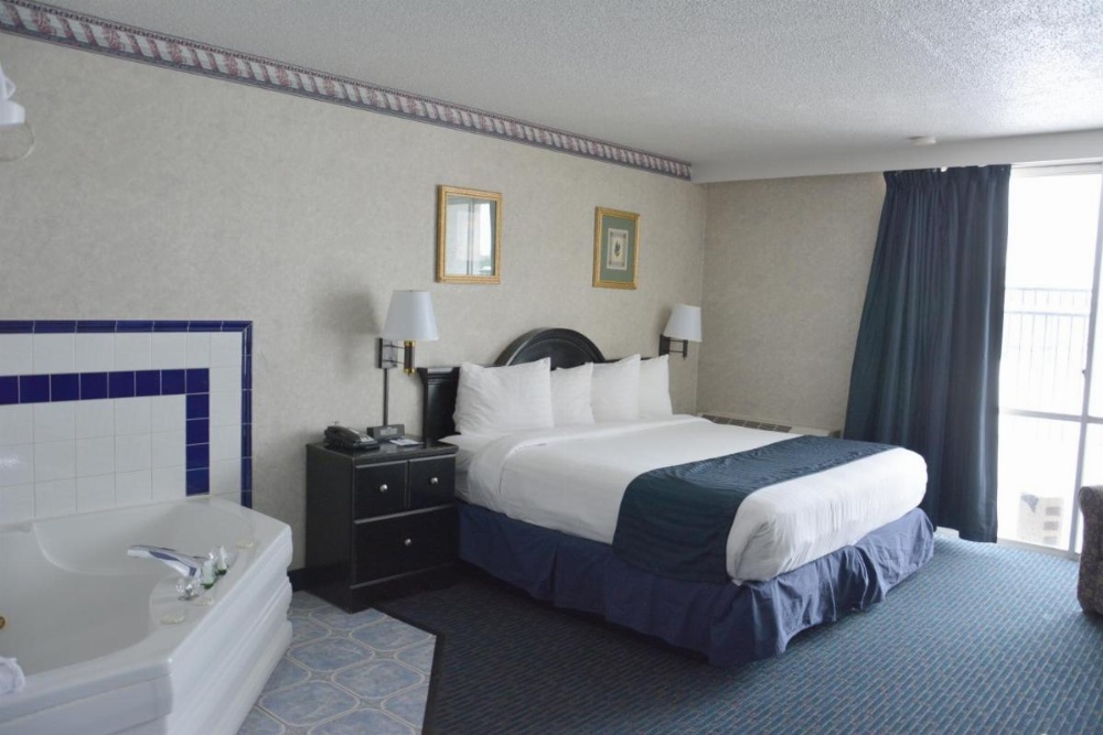 Travelodge by Wyndham Milwaukee
