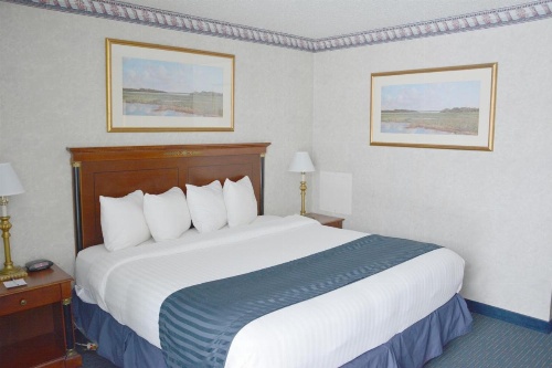 Travelodge by Wyndham Milwaukee image 33