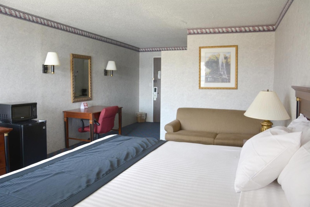 Travelodge by Wyndham Milwaukee Travelodge by Wyndham Milwaukee